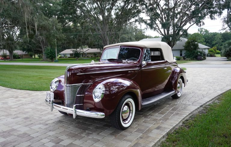 1940 Ford Deluxe Convertible